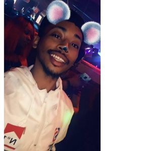 Meet your Posher, Corrie